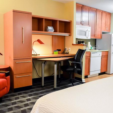 Towneplace Suites Stafford Esterno foto