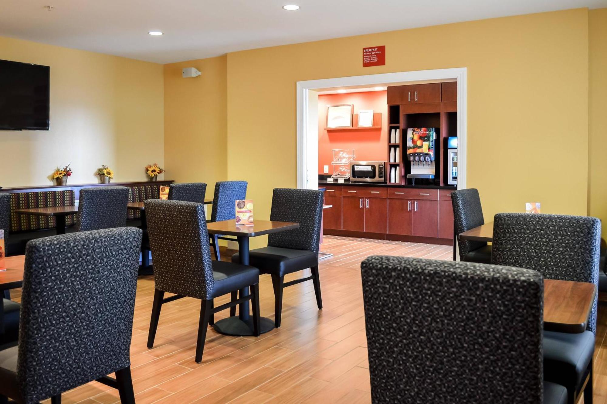 Towneplace Suites Stafford Esterno foto