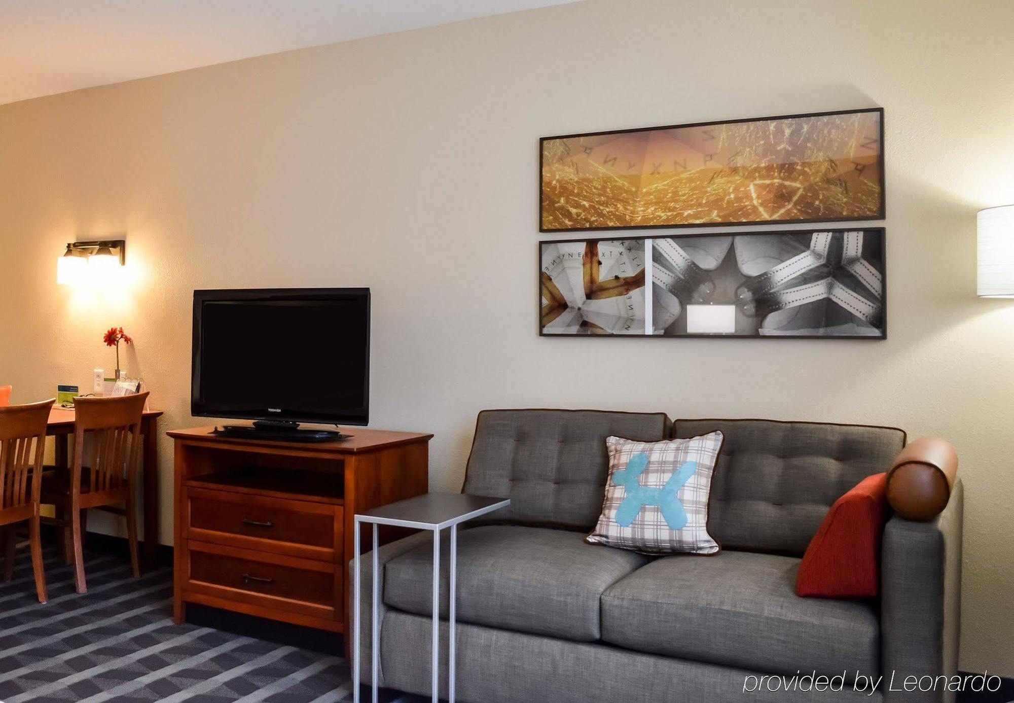 Towneplace Suites Stafford Esterno foto